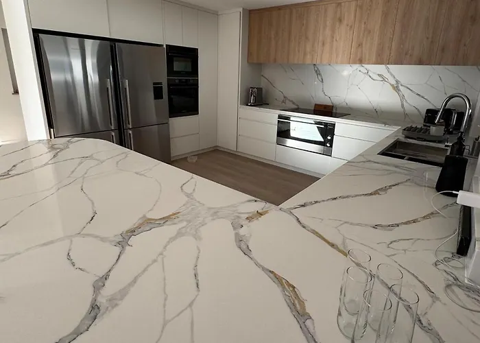 Luxury Redwoods With Heated Pool, Spa, Sauna Villa *