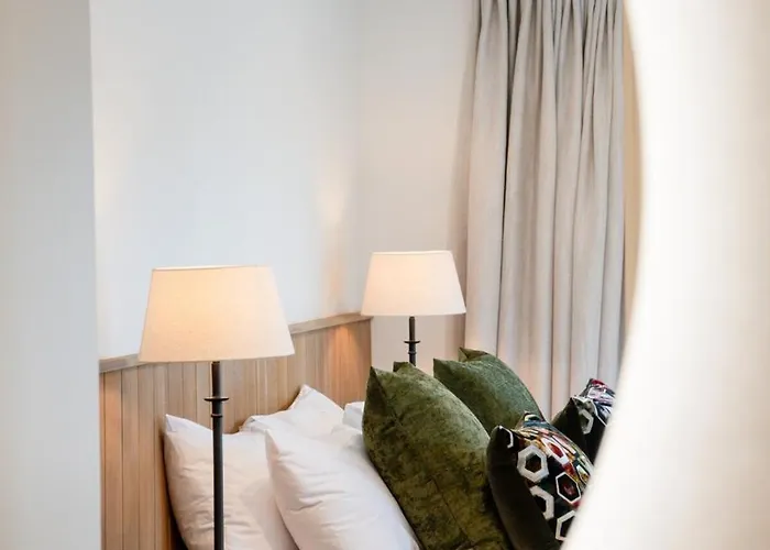 Villa Luxury Redwoods With Heated Pool, Spa, Sauna